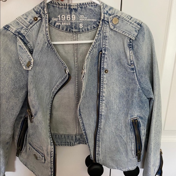 Jacket - Picture 2 of 3